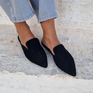 Handmade leather mules, leather mule clog, Women's leather mules, Suede mules, Black Slippers, leather slides, Leather shoes in black