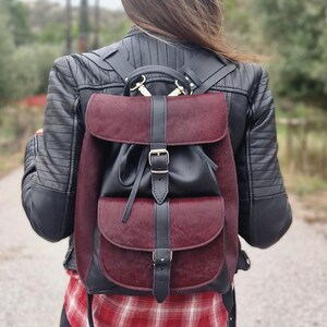 Mochila de piel hecha a mano, Mochila escolar burdeos, Cierre magnético, Bolso para portátil, Mochila para hombre, Mochila para mujer, Cartera de piel, Bolso unisex
