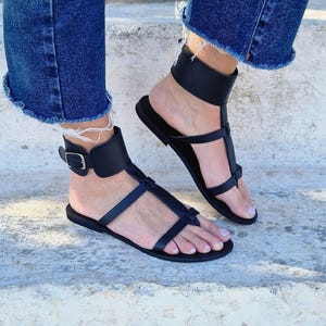 Sandálias gregas de couro preto, sapatos rasos femininos, sandálias gladiadoras, sandálias de praia, rasteirinhas de verão, sapatos femininos, sapatos de casamento, presente, sola de borracha