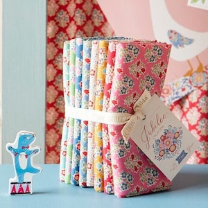 Tilda JUBILEE BLENDERS "Farm Flowers" Fat Quarter Fabric Bundle