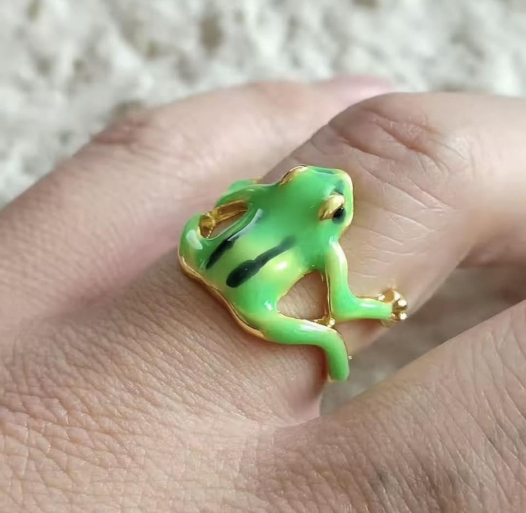 Enameled Frog Ring in Drawstring Pouch - Choose Your Size! - Etsy