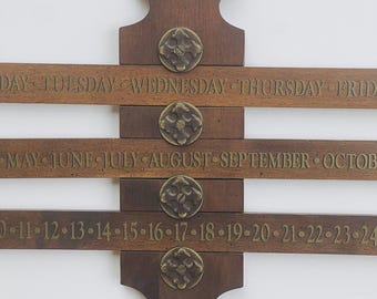 RARE Calendrier Perpétuel Antique par Tell City Chair Co, Indiana