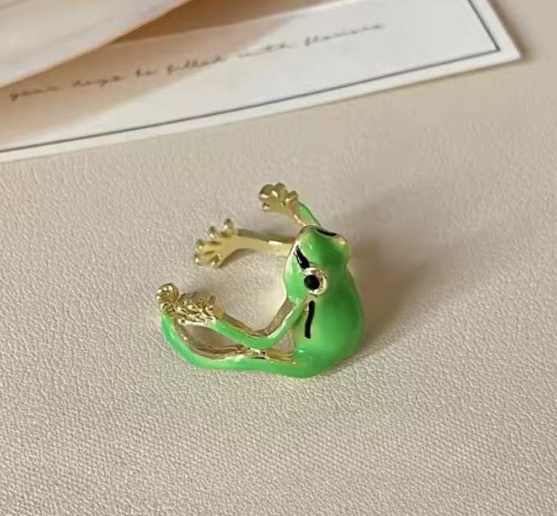 Enameled Frog Ring in Drawstring Pouch - Choose Your Size! - Etsy