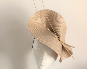 naturbeiger Scheibenhut, naturbeiger Tellerhut Fascinator Hochzeit, goldbeiger Royal Ascot Hut, beige Kentucky Derby Fascinator