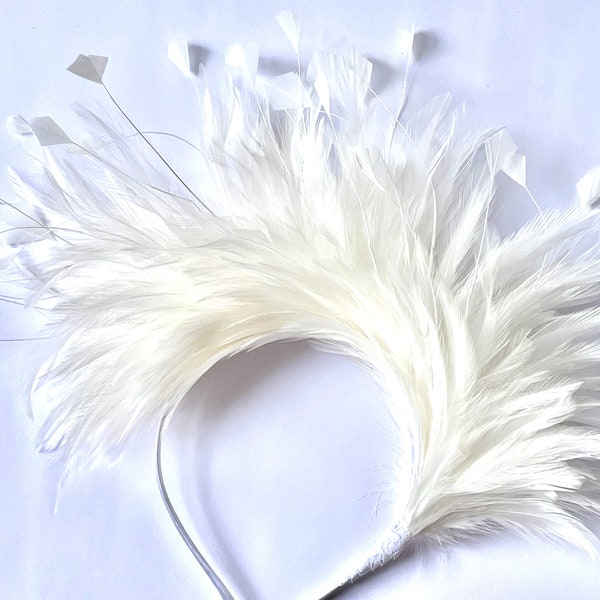 fascinateur de plumes de mariée ivoire, fascinateur de plumes blanches, couronne de mariage blanc cassé, fascinateur de plumes de halo ivoire, couronne de halo ivoire blanc