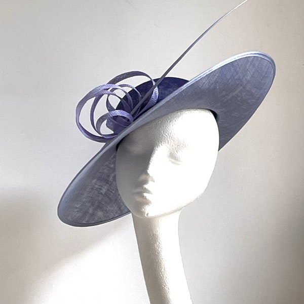 Periwinkle blue hat, pale blue fascinator, periwinkle blue hat, light blue wedding fascinator, pale blue wedding hat, Royal Ascot disc hat