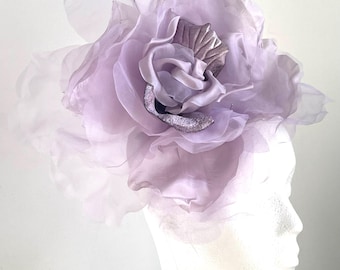 lilac royal ascot hat, pale lilac Kentucky Derby hat, mother of bride hat, giant flower fascinator hat, lilac wedding hat, silk flower hat