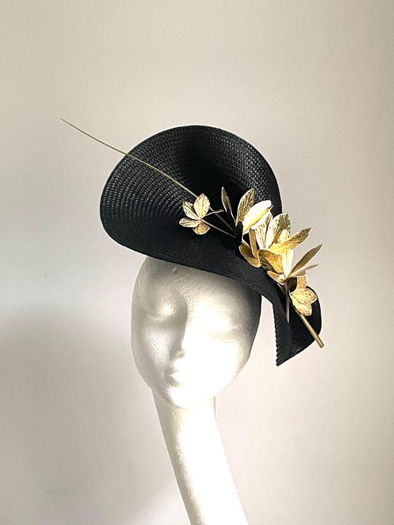 Elegant Black Hat with Gold Accents 25 Count New Year main image 2