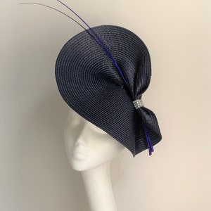 navy blue fascinator hat, navy Kentucky Derby hat fascinator, navy blue fascinator, navy Royal Ascot Derby race fascinator, navy wedding hat