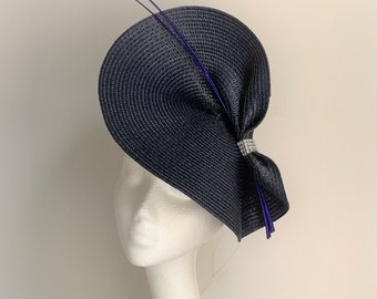 navy blue fascinator hat, navy Kentucky Derby hat fascinator, navy blue fascinator, navy Royal Ascot Derby race fascinator, navy wedding hat