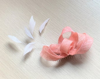 pale pink wedding fascinator, pale pink feather wedding headpiece, pink fascinator, pale pink bridal wedding fascinator, pale pink headpiece