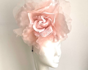 Sombrero de flor rosa, sombrero de madre de novia rosa suave, sombrero de flor gigante rosa, sombrero de boda de flor rosa, sombrero rosa Kentucky Derby, sombrero Royal Ascot