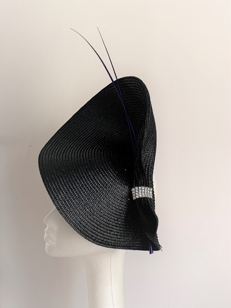 zwarte Kentucky Derby hoed fascinator zwarte fascinator zwart zilveren fascinator hoed zwarte bruidshoed zwarte Royal Ascot Derby fascinator Trouwen Accessoires Haaraccessoires Fascinators & Minihoedjes 