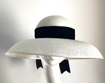 Ivory Royal Ascot hat, ivory white hat, ivory mother of the bride hat, ivory fascinator, wedding hat, Kentucky Derby hat, ivory ribbon hat