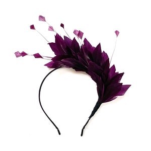 Plum feather fascinator, purple feather fascinator hat headband Wedding, violet Kentucky Derby fascinator, plum Royal Ascot fascinator hat