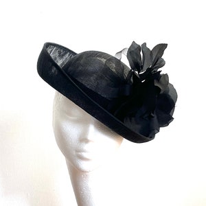 black Kentucky Derby hat, black feather fascinator hat Wedding Ascot Derby Races, black fascinator hat, black Royal Ascot fascinator hat