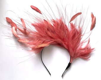 Dusky pink fascinator, pink fascinator Wedding Ascot Derby race, pink Derby fascinator hat, pink fascinator headpiece, pink halo, pink crown