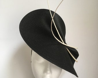 Schwarz weißer Fascinator Hut, schwarz weißer Fascinator Hut, schwarz weißer Fascinator Hut, schwarz weißer Fascinator Hut