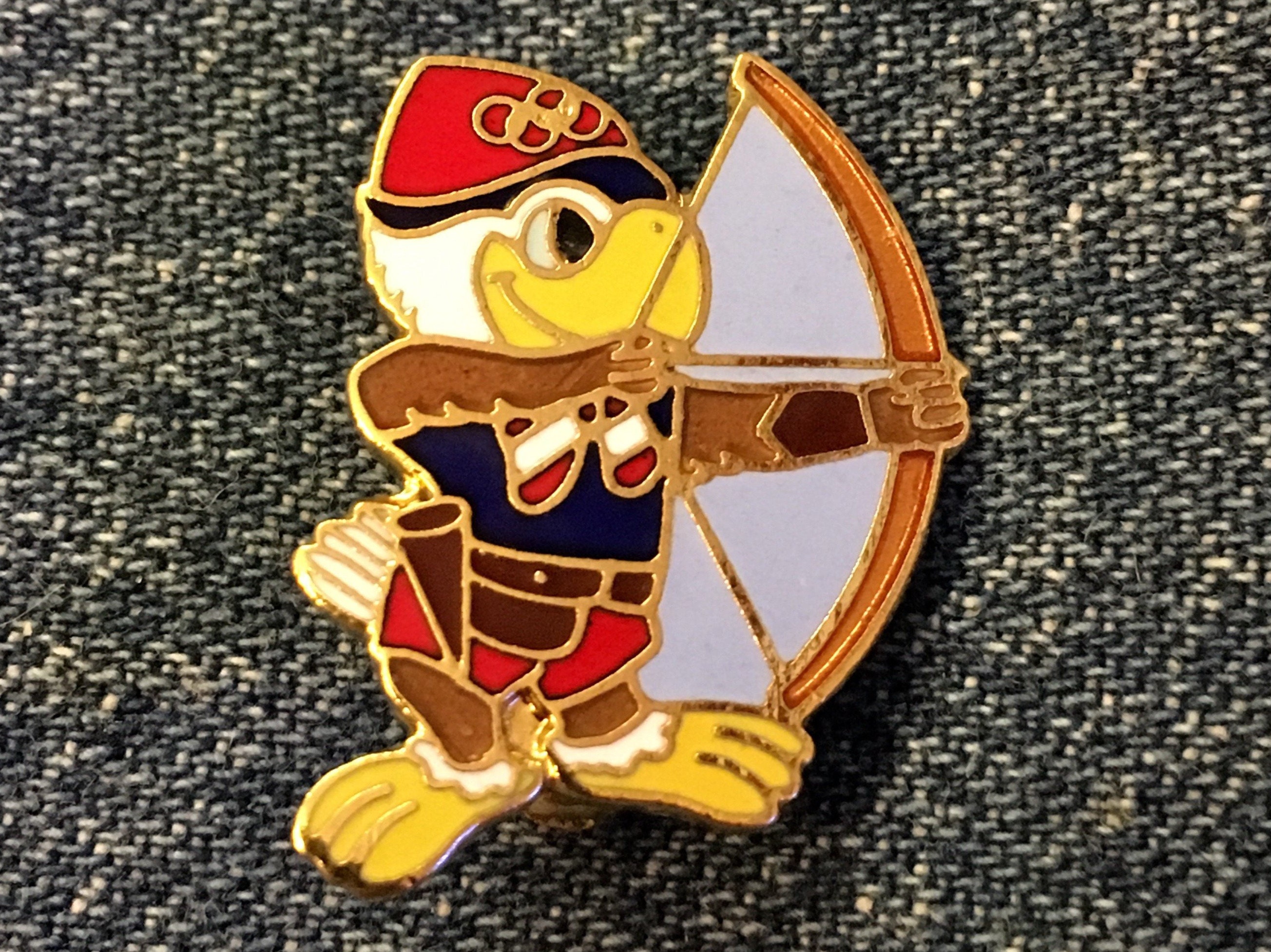 Archery Olympic Brooch Pin Mascot Sam the Eagle 1984 Los Angeles