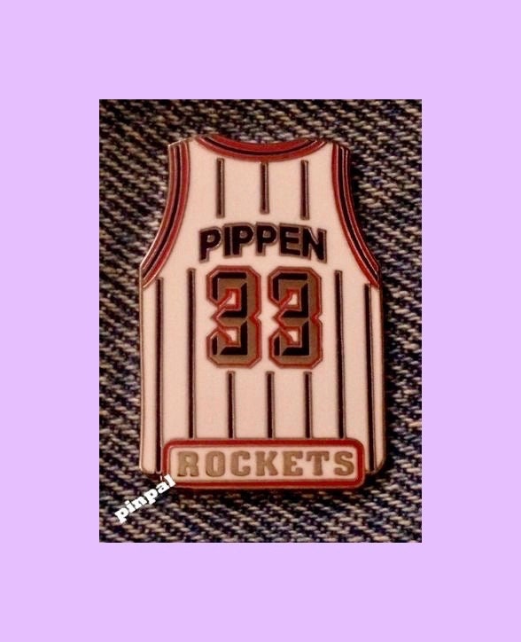 Broche CLUB 33 - Occasion - Objet Non Modifié