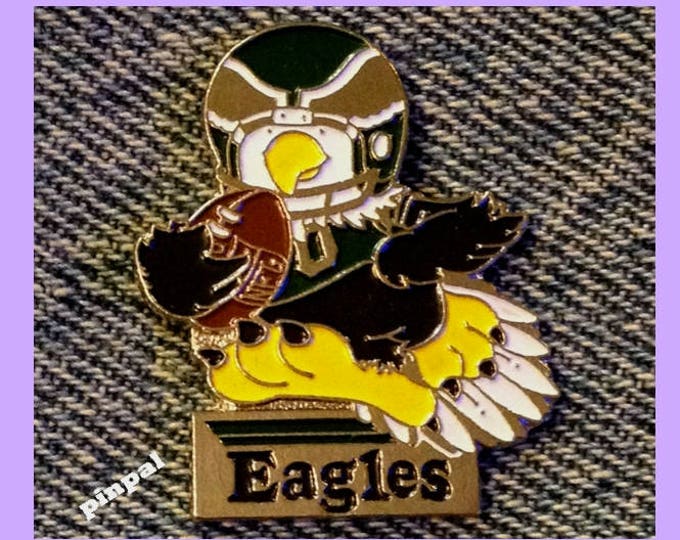 Philadelphia Eagles ~ NFL ~ Huddles Pin ~ Football ~ 80's vintage ~ Enamel