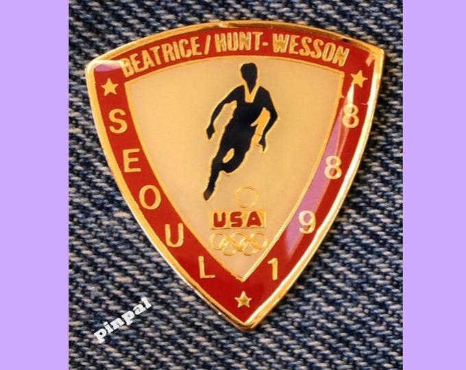 Soccer Olympic Pin ~ Sponsor ~ Beatrice ~ Hunt ~ Wesson ~ 1988 Seoul, Korea