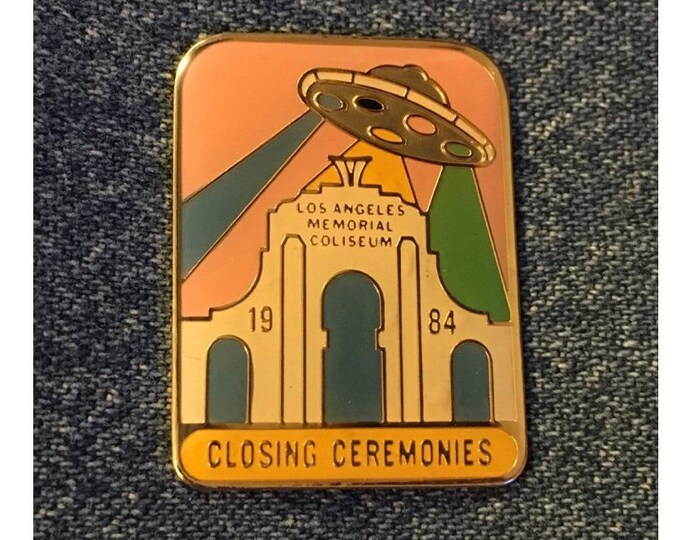 1984 Olympics Pin ~ Closing Ceremonies at the  Los Angeles Memorial Coliseum