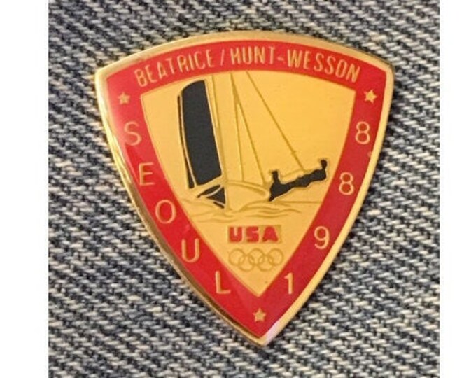 Yachting Olympic Pin ~ Sponsor ~ Beatrice ~ Hunt ~ Wesson ~ 1988 Seoul, Korea