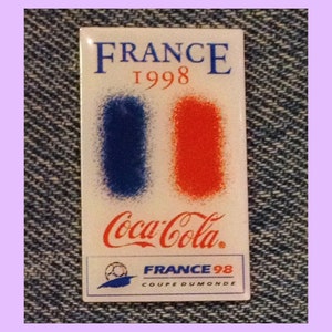 1998 World Cup Soccer ~ Football Pin ~ Flag ~ France ~ Coca Cola ~ Coke ~ Sponsor