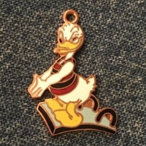 Donald Duck Charm ~ Diving ~ Swimming ~ 80&#39;s Walt Disney Productions ~ Cloisonne