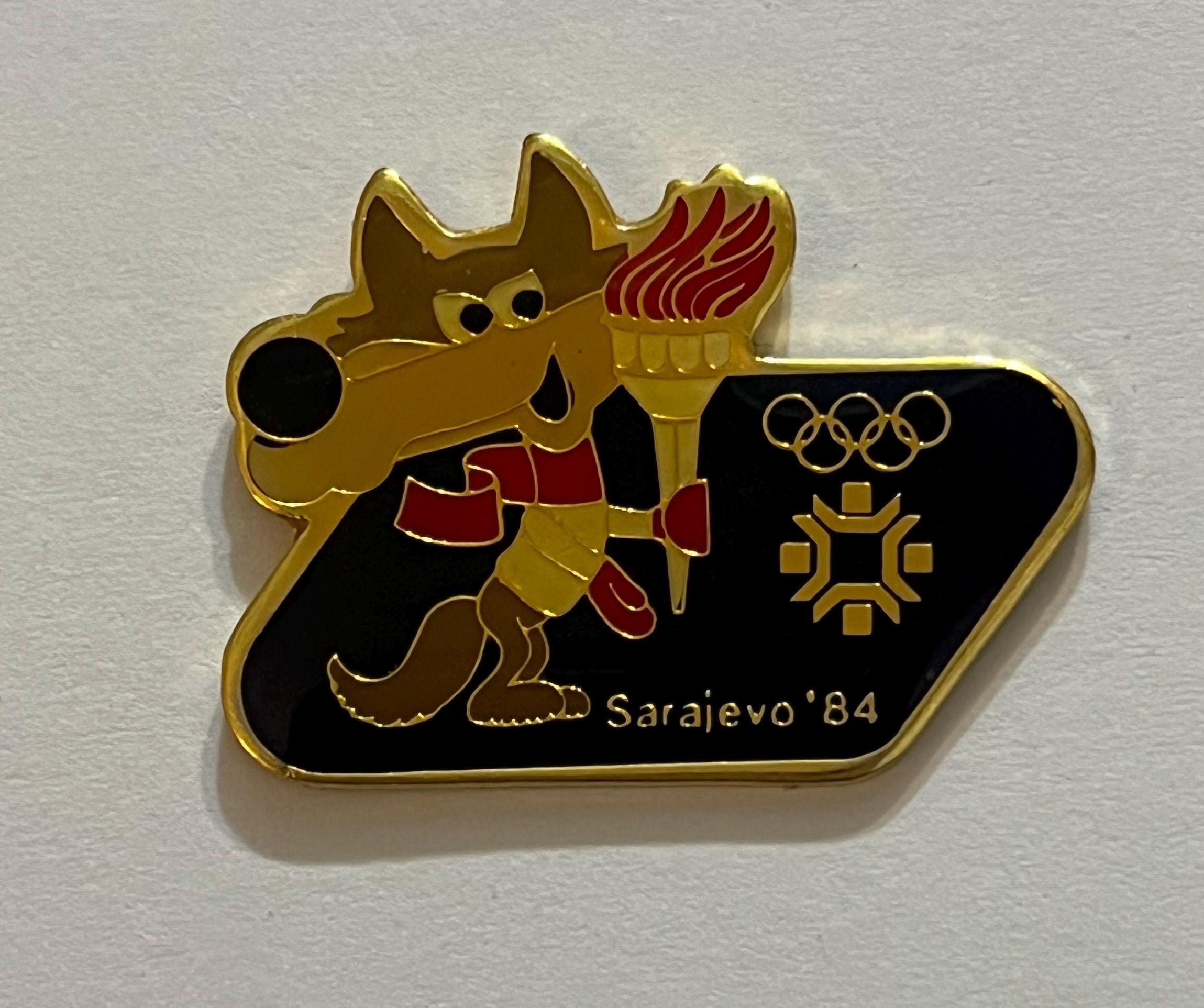 Vintage 1984 Sarajevo Olympic Pin ~ Mascot Vučko ~ Torch Relay