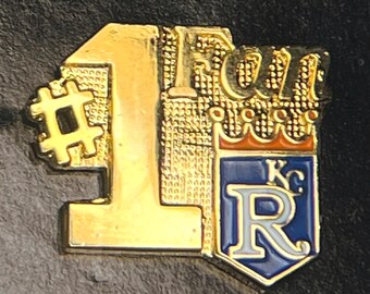 Kansas City Royals #1 Fan Pin ~ Vintage 1987 ~ Baseball Lapel ~ MLB ~ On Original Card