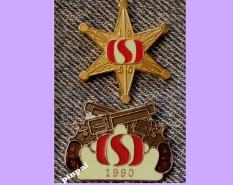 Calgary Stampede Lot of 2 Pins ~ 1990 ~ Sponsor Safeway ~ Guns~Badge