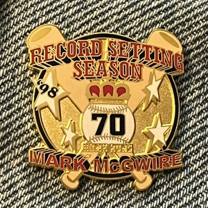 1998 Mark McGwire Pin ~ St Louis Cardinals ~ 70 Home Run Record Breaking Season
