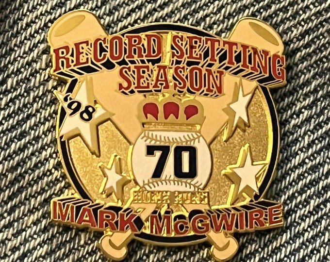 1998 Mark McGwire Pin ~ St Louis Cardinals ~ 70 Home Run Record Breaking Season