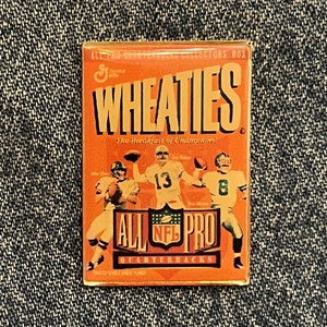 1999 NFL Wheaties Box Lapel Pin ~ Elway ~ Marino ~ Aikman ~ All Pro Quarterbacks