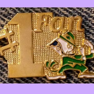 1987 Notre Dame #1 Fan Lapel Pin ~ The Leprechaun ~ Fighting Irish ~ ND ~ NCAA College Football