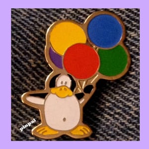 Freddy Penguin with Balloons Brooch Pin ~ Chewie Newgett Company by Stewart Moskowitz ~ 1982 Vintage