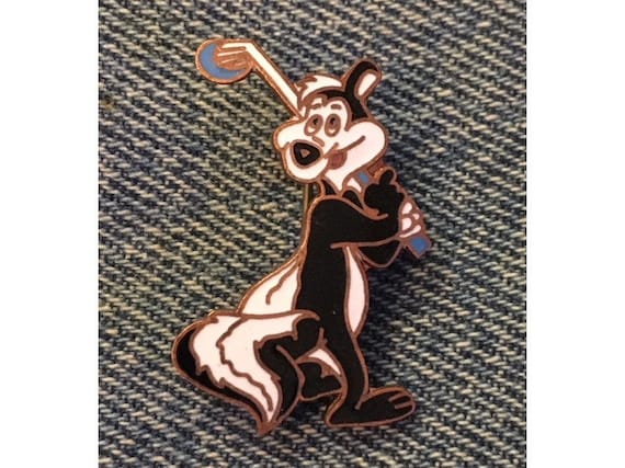 Pepé Le Pew Brooch Pin ~ Golf ~ Looney Tunes ~ Warner Bros. Inc