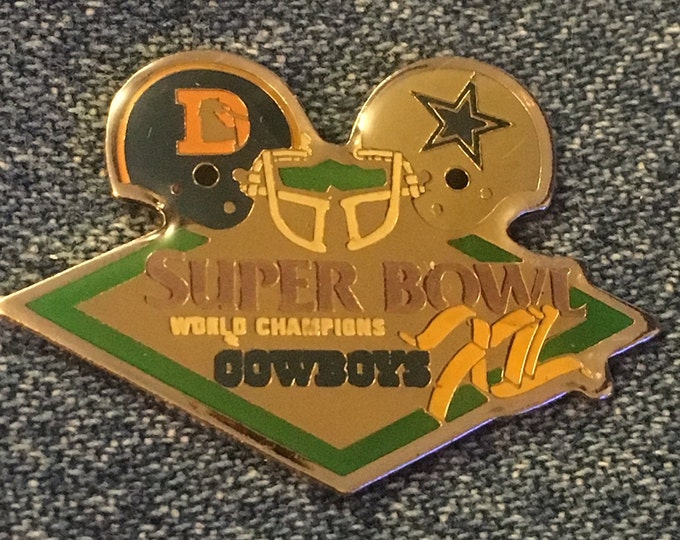 Dallas Cowboys Lapel Pin ~ Super Bowl XII ~ World Champions ~ NFL ~ Football ~ Issued 1988 by Peter David Inc.