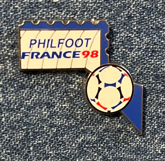 1998 World Cup Soccer Pin ~ PHIL FOOT ~ FRANCE 98 ~ by Arthus