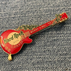 1998 Hard Rock Cafe Guitar Brooch Pin ~ Toyko ~ Christmas ~ Merry Xmas &#39;98 ~ HRC