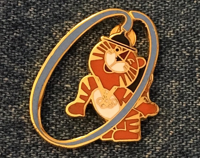 Seoul 1988 Olympic Pin ~ Mascot ~ Hodori the Tiger ~ Letter "o" ~ by HoHo NYC