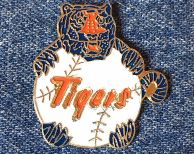 Detroit Tigers Lapel Pin ~ MLB ~ "Tigers" on Baseball