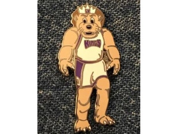 Sacramento Kings Lapel Pin ~ SK ~ 1996 Vintage ~ Mascot: Slamson the Lion ~ NBA ~ by Peter David