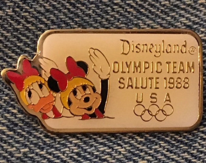 Synchronized Swimming Disney Brooch Pin ~ Minnie & Daisy ~ Retired ~ Disneyland Team Salute  ~ Olympic Seoul ~ 1988