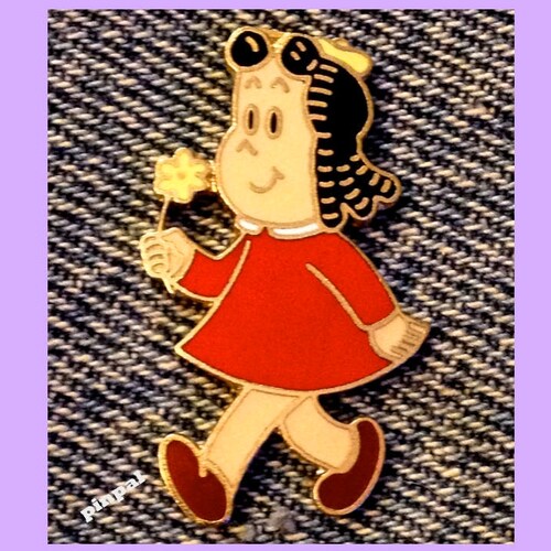 lulu and red dress Petti Skirt Dress Adorned with delicate bow appliques Little Lulu Lapel Pin ~
