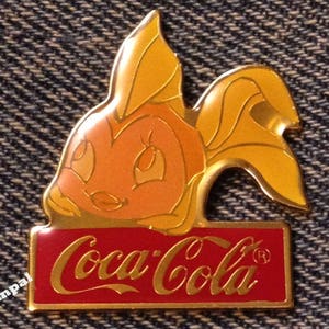 2000 ディズニーの金魚クレオのピン - Etsy 日本