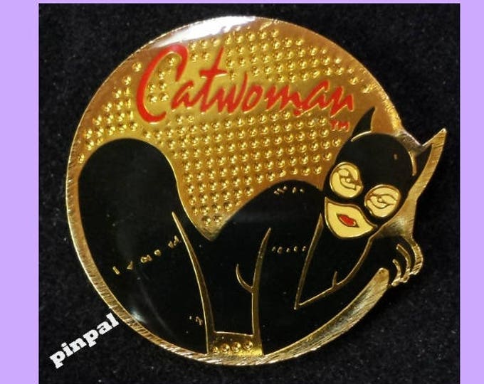 DC Comics Catwoman ~ Vintage 1991 Pin Badge - by Gift Creations, Inc