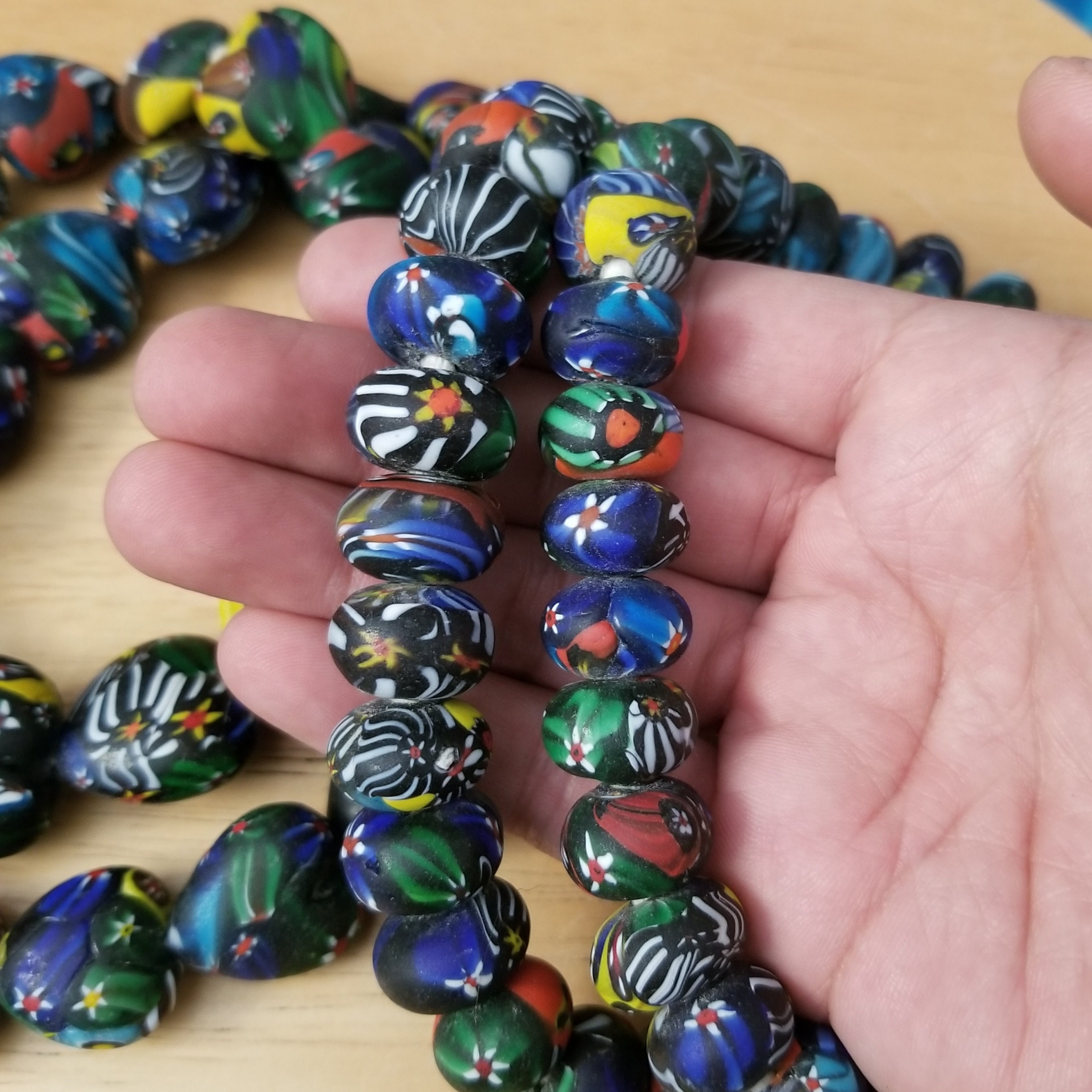 How to Date Trade Beads 